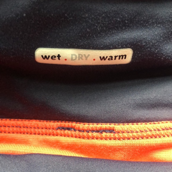 Lululemon shorts Size 2 - Picture 5 of 6